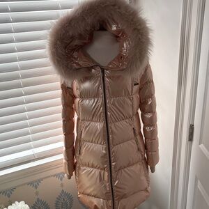 Women's Shiny pink/peach color down Puffer Jacket with real Fur Hood size M